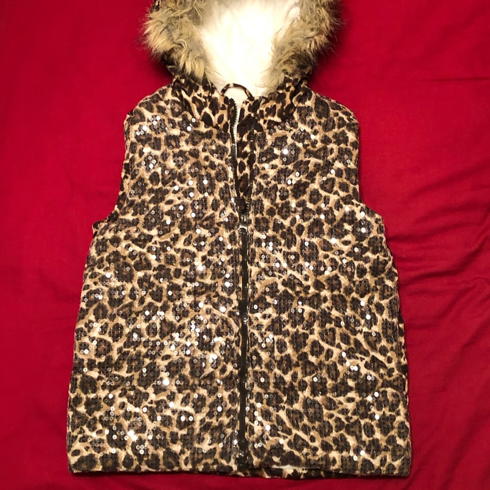 Girl’s Leopard Print Puffer Vest